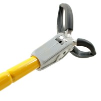 Pinza Raccogli Oggetti e Bottiglie Con Asta In Metallo 158cm|29,65 €